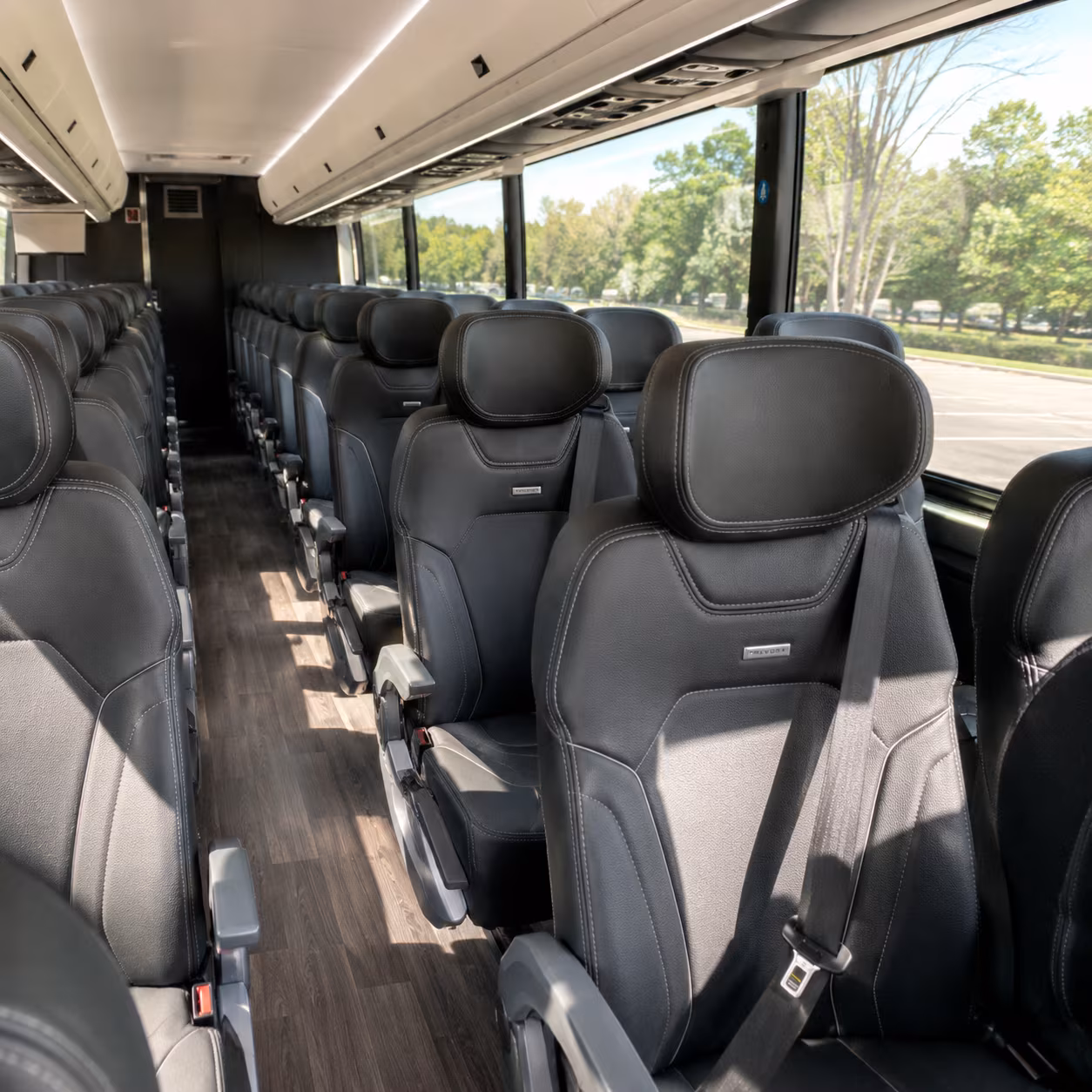 charter buses to ontario reign and empire strykers games at toyota arena