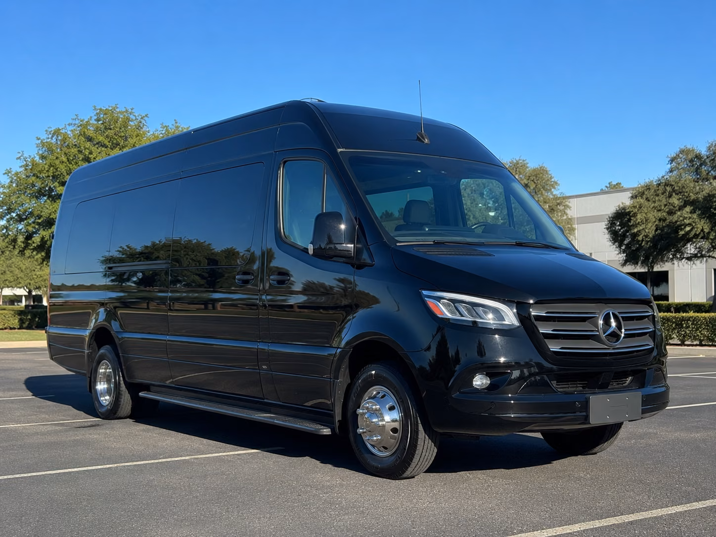 ontario sporting event transportation onboard seating